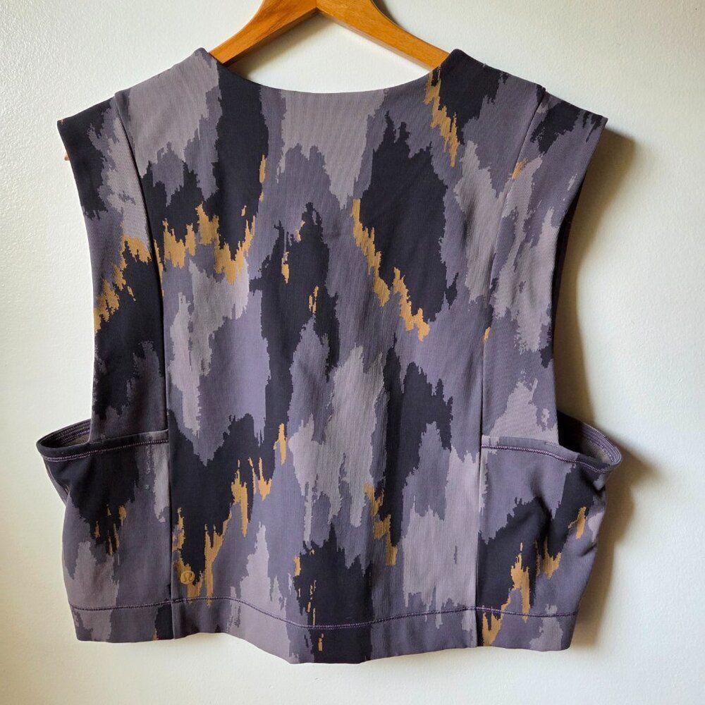EUC LULULEMON ROBER GELLER PRINTED TANK TOP SIZE L/XL - Picture 2 of 16